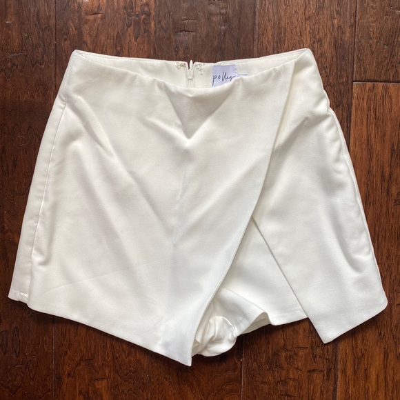 Princess Polly Pants - Princess Polly Cream White Skort Size 0